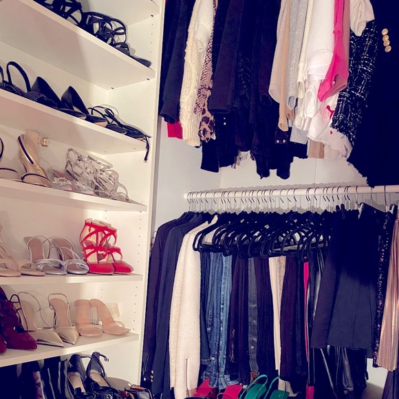 Meet your Posher, Melissa - Picture 1 of 1